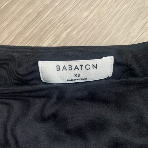 Babaton Contour Crop Tank Top - Picture 4 of 4